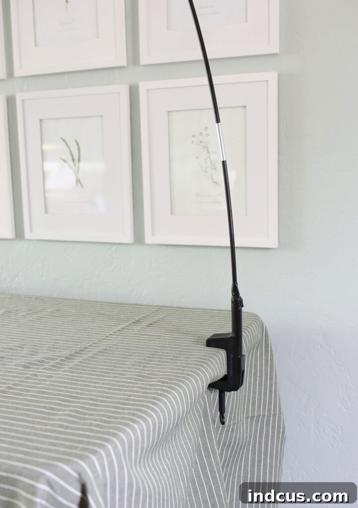 How to securely attach the arch clamps to a tabletop