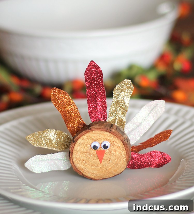 Finished wood slice Thanksgiving turkeys, perfect for holiday decor