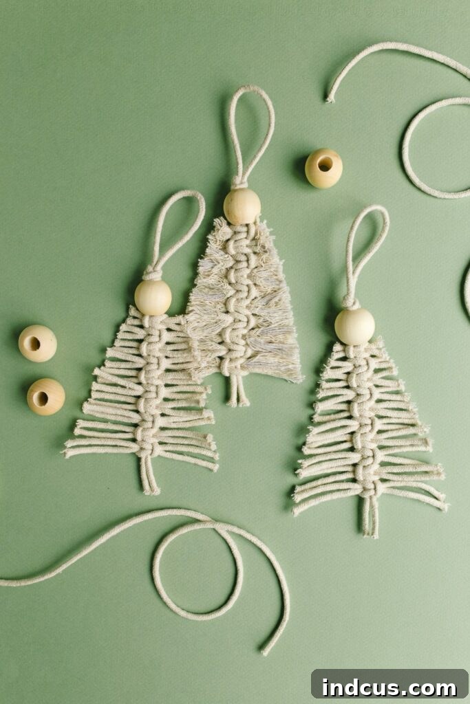 Boho Macrame Christmas Ornament Tutorial