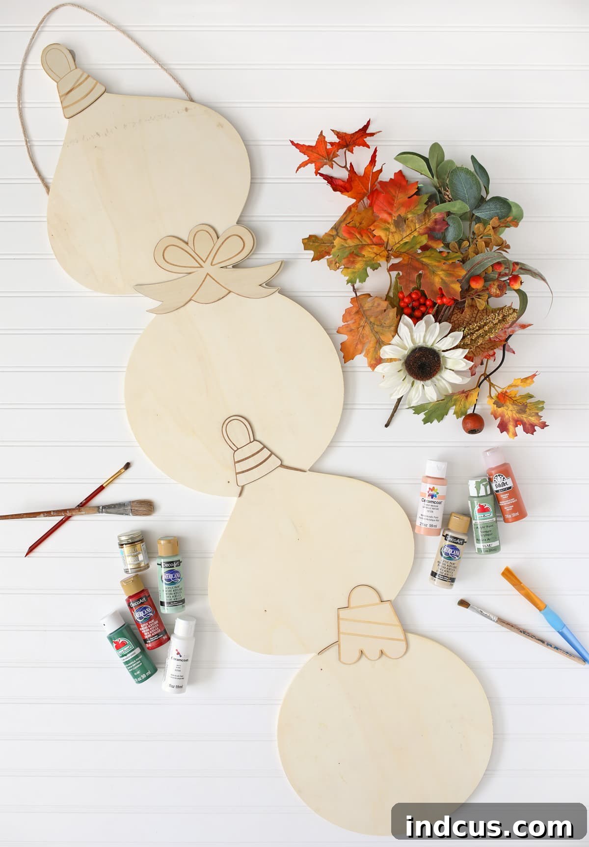 Flip-Side Festive Accents 3 materials needed to make a reversible ornaments and pumpkins decoration