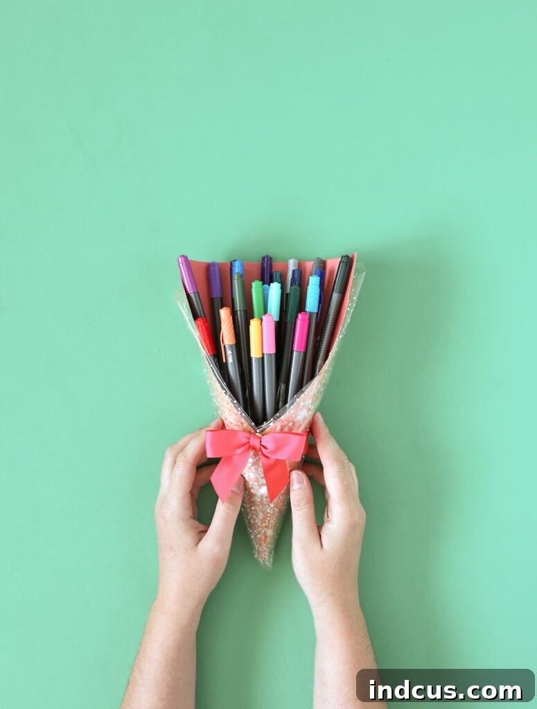 Art marker gift bouquet: a compact, charming, and highly creative DIY present idea
