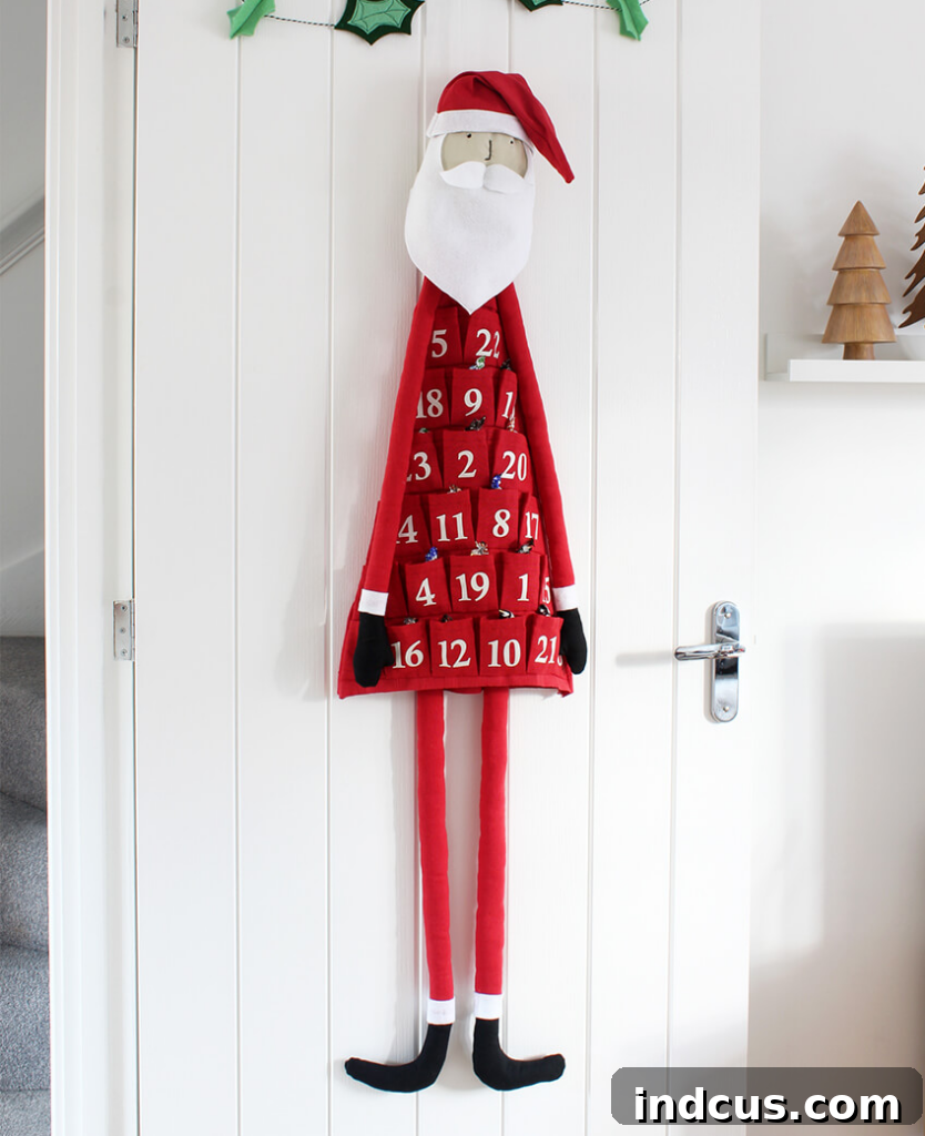 Handcrafted Holiday Countdowns 29 Fabric Santa Advent Calendar