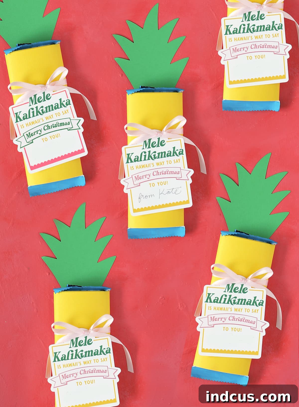 Tropical Christmas Pineapple Candy Bar Wrapper Printable 4 Mele Kalikimaka pineapple candy bar wrapper simple christmas gift idea showing the finished product