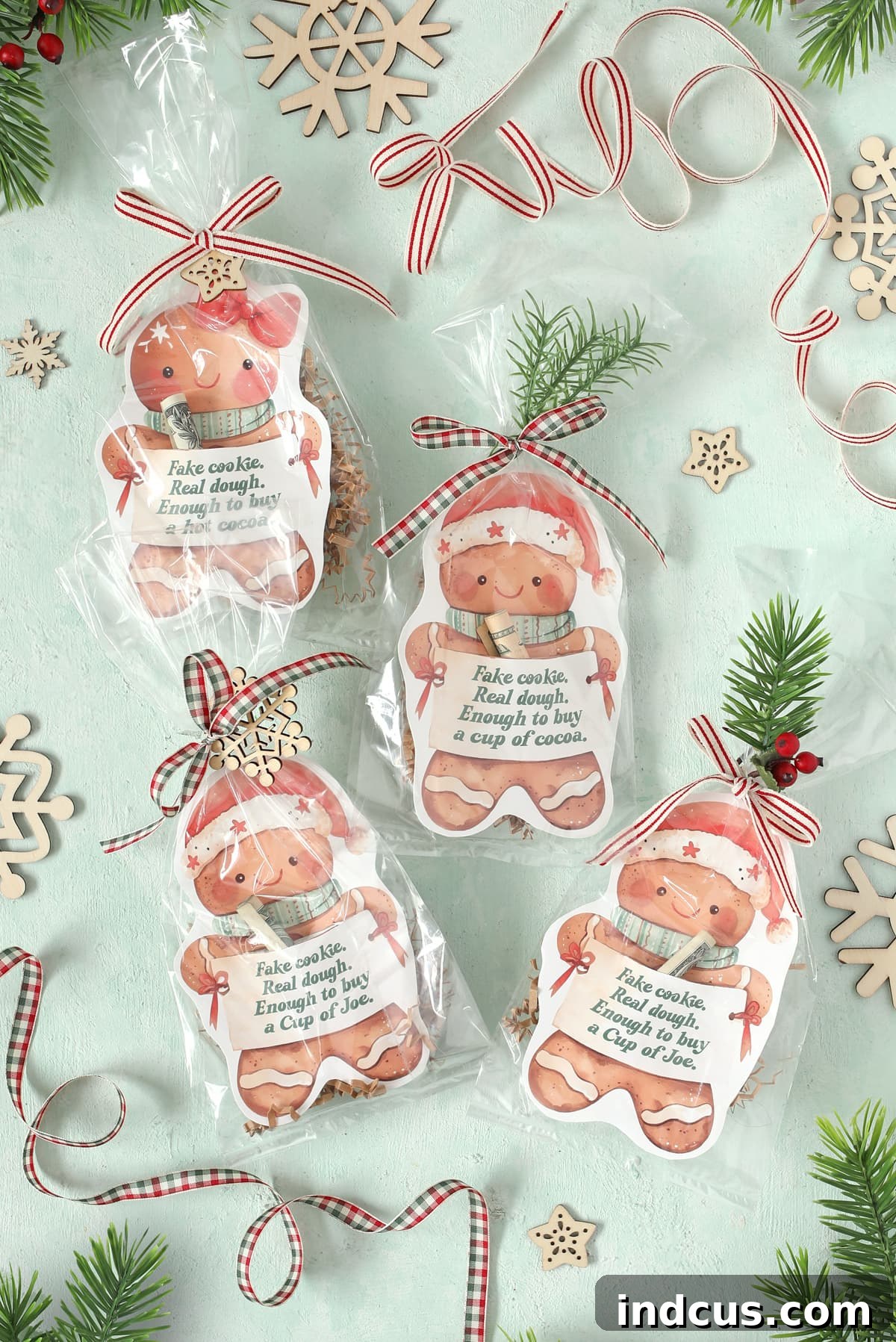 Final adorable gingerbread cookie Christmas money gift idea