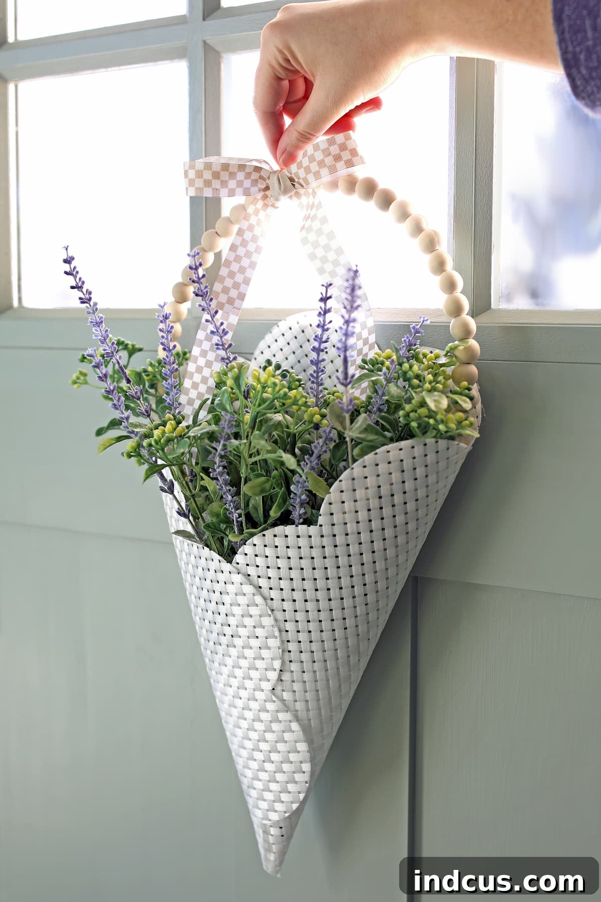 Beautiful DIY door basket craft made from a placemat