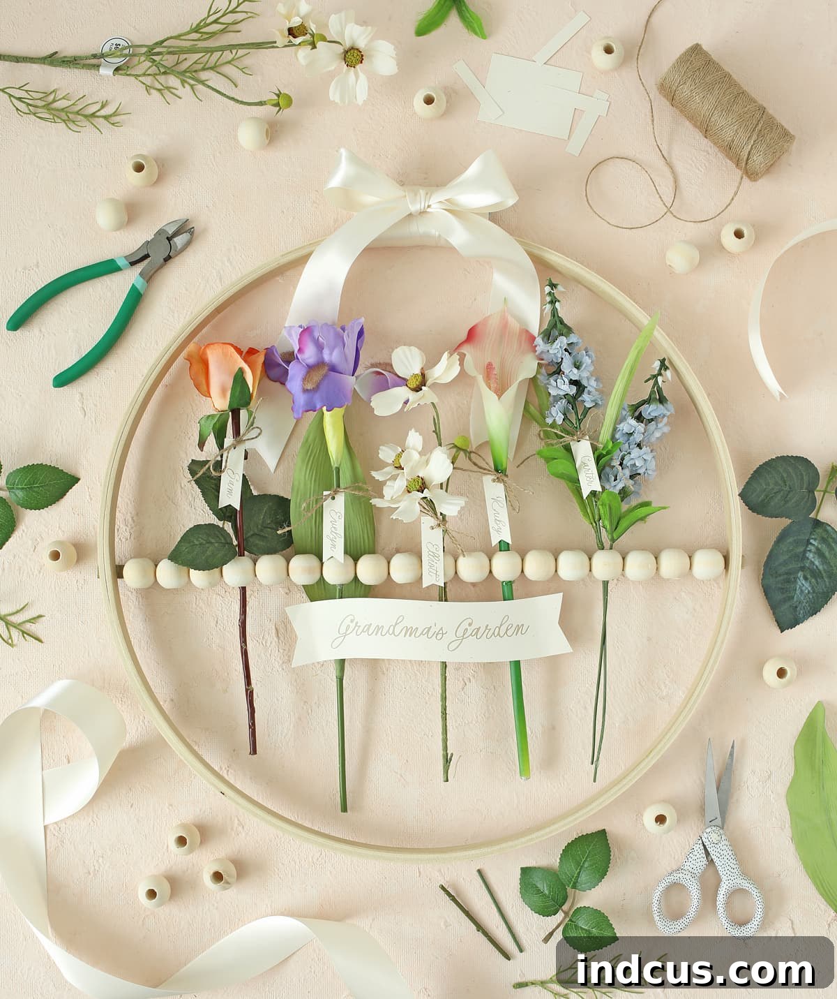 Personalized DIY Mother's Day Birth Flower Wall Hanging Craft