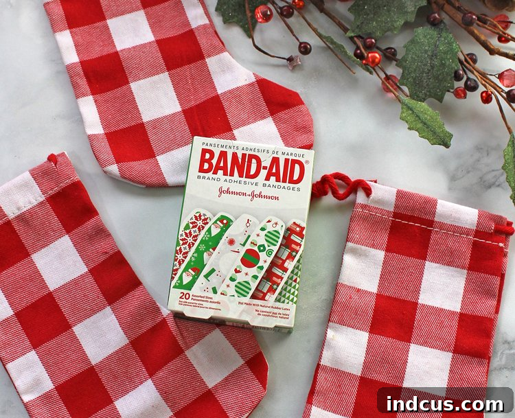 Charming mini stockings filled with useful items, perfect as a neighbor gift idea or for colleagues.