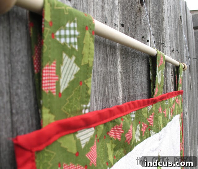Cozy Felt Ornament Countdown 4 wall hanging diy sewn advent calendar