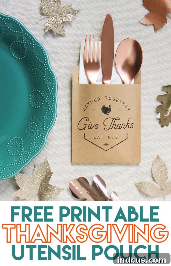 free printable thanksgiving utensil pouches for an elegant and easy holiday table setting
