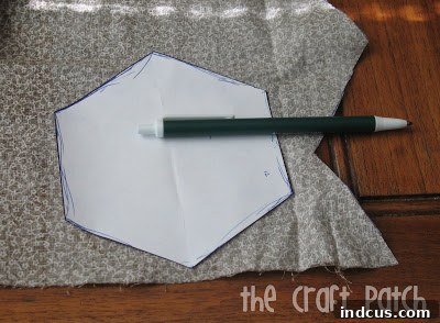 Heirloom Hexagon Rag Quilt Thanksgiving Runner 3 tracing hexagons onto fabric