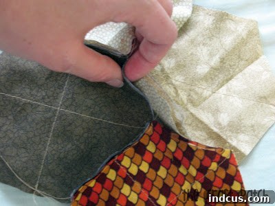 Heirloom Hexagon Rag Quilt Thanksgiving Runner 7 sewing hexagons together