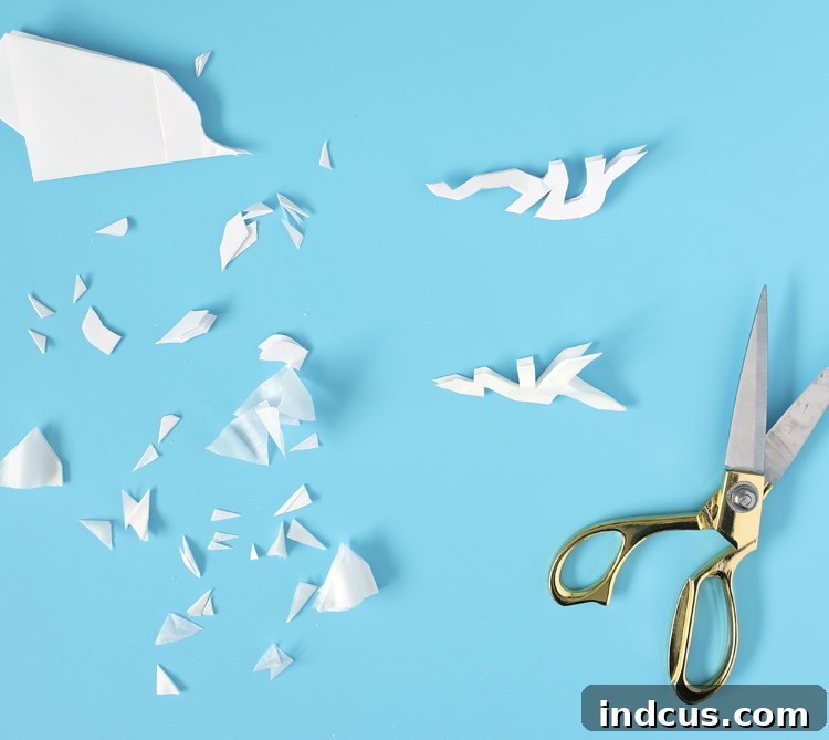 how to cut good paper snowflakes
