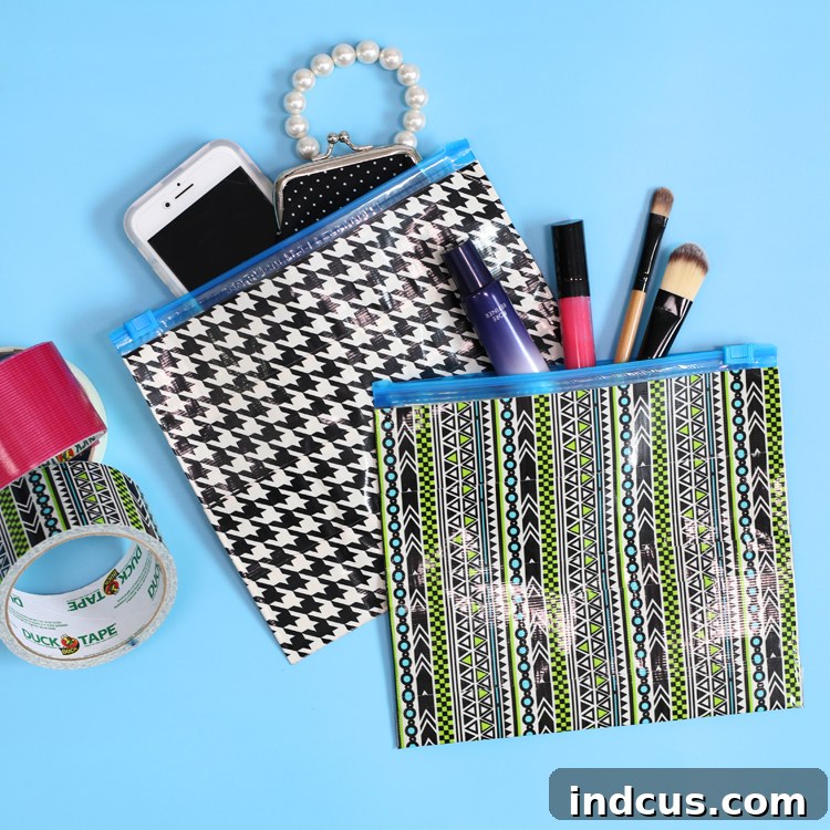 Finished duct tape bag with zipper