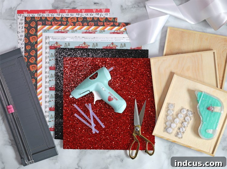 Customizable Holiday Plaque 4 tinsel glitter paper craft idea
