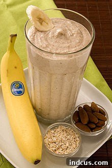 Banana smoothies and healthy cookies recipe test